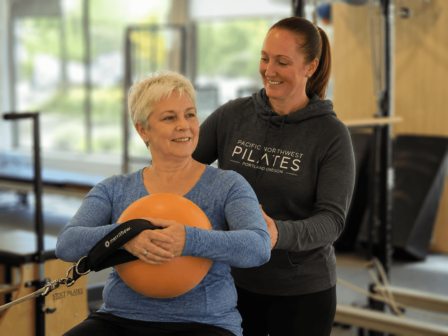 Pacific Northwest Pilates instructor Lisa Buchmiller teaching a Hypermobility Pilates class in Portland, Oregon